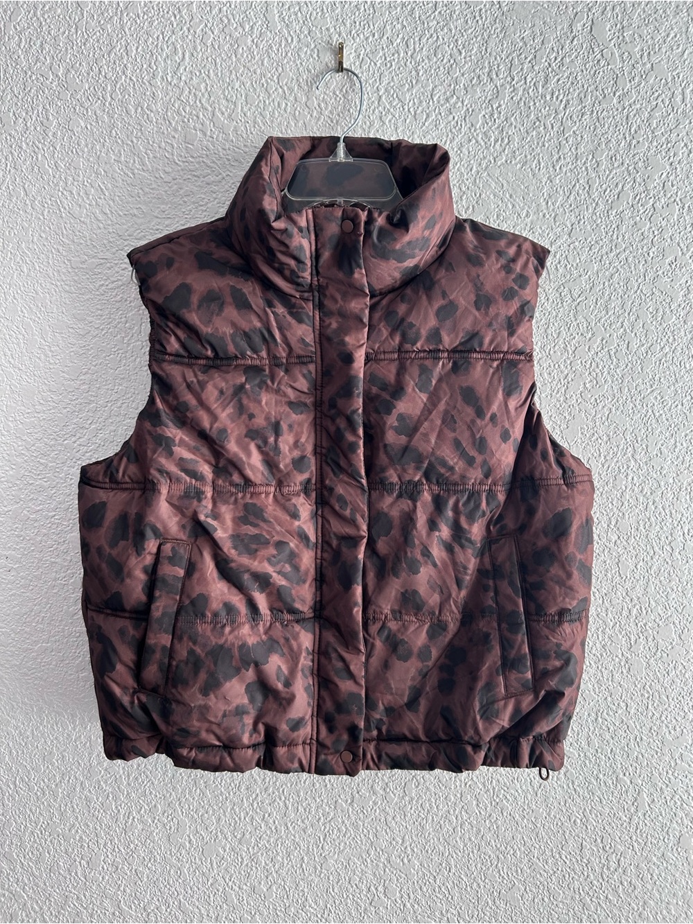 Old Navy Chocolate Brown Cheetah Leopard Animal Print Puffer Vest Small Gorpcore
